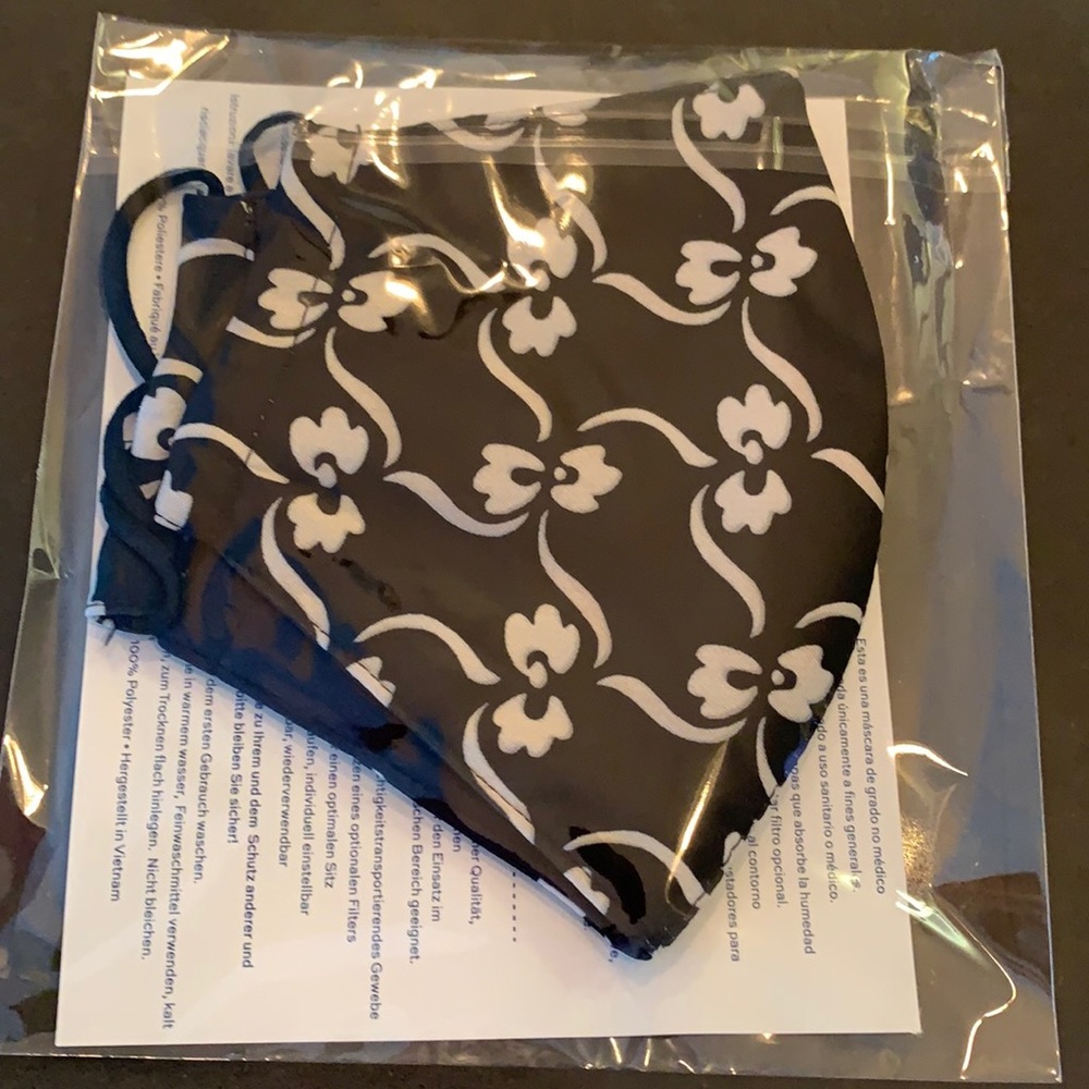 ❤️ Tory Burch Face Mask